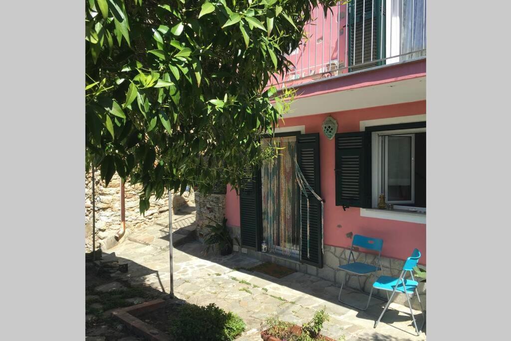 Villa La Casa Di Sandra A Noli Exterior foto